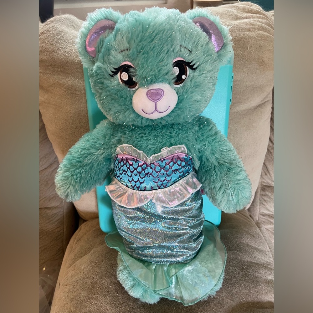 Build-A-Bear “The Little Mermaid” Bear with costume!